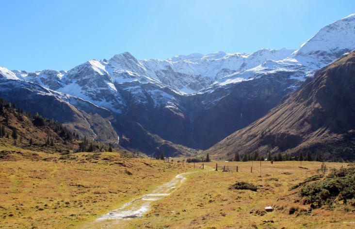 Mountainbiken bei hochalpiner Kulisse
