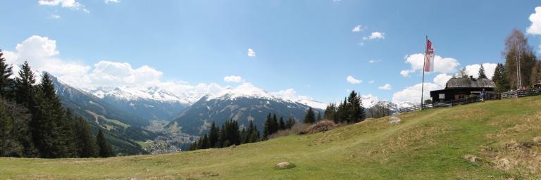 Auf der Poserhöhe liegt einem Bad Gastein zu Füßen