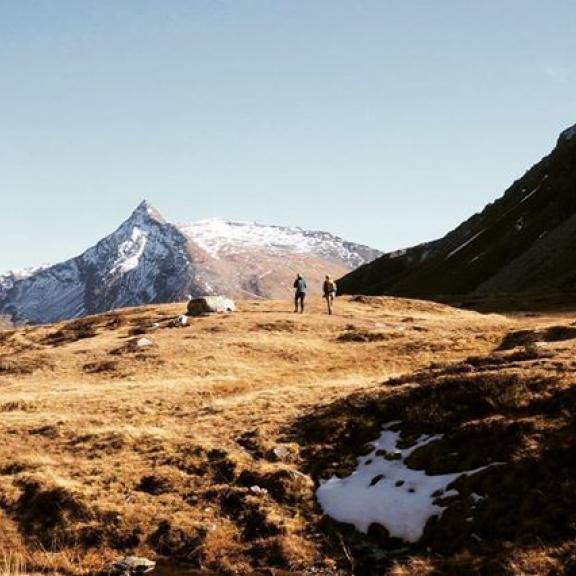 The world is like a book and those who don‘t travel read only one page... #outofoffice #itsgreatoutthere #oooyeah #outdoorphotography #outdoors #visitgastein #gastein #tinytibet #visitbadgastein #travelgram #showmetheworld #instahike #instaworld #instatravel #mountainlove #austria #salzburgerland #hohetauern #nationalpark #bockhartsee #alps #europe
