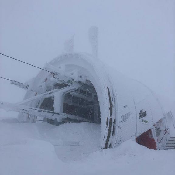 #grossarl #dorfgastein #fulseck #wobleibtdiesonne Auf dem Gipfel ist die Welt erstarrt...