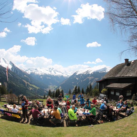 Auf der Poserhöhe lässt es sich aushalten!